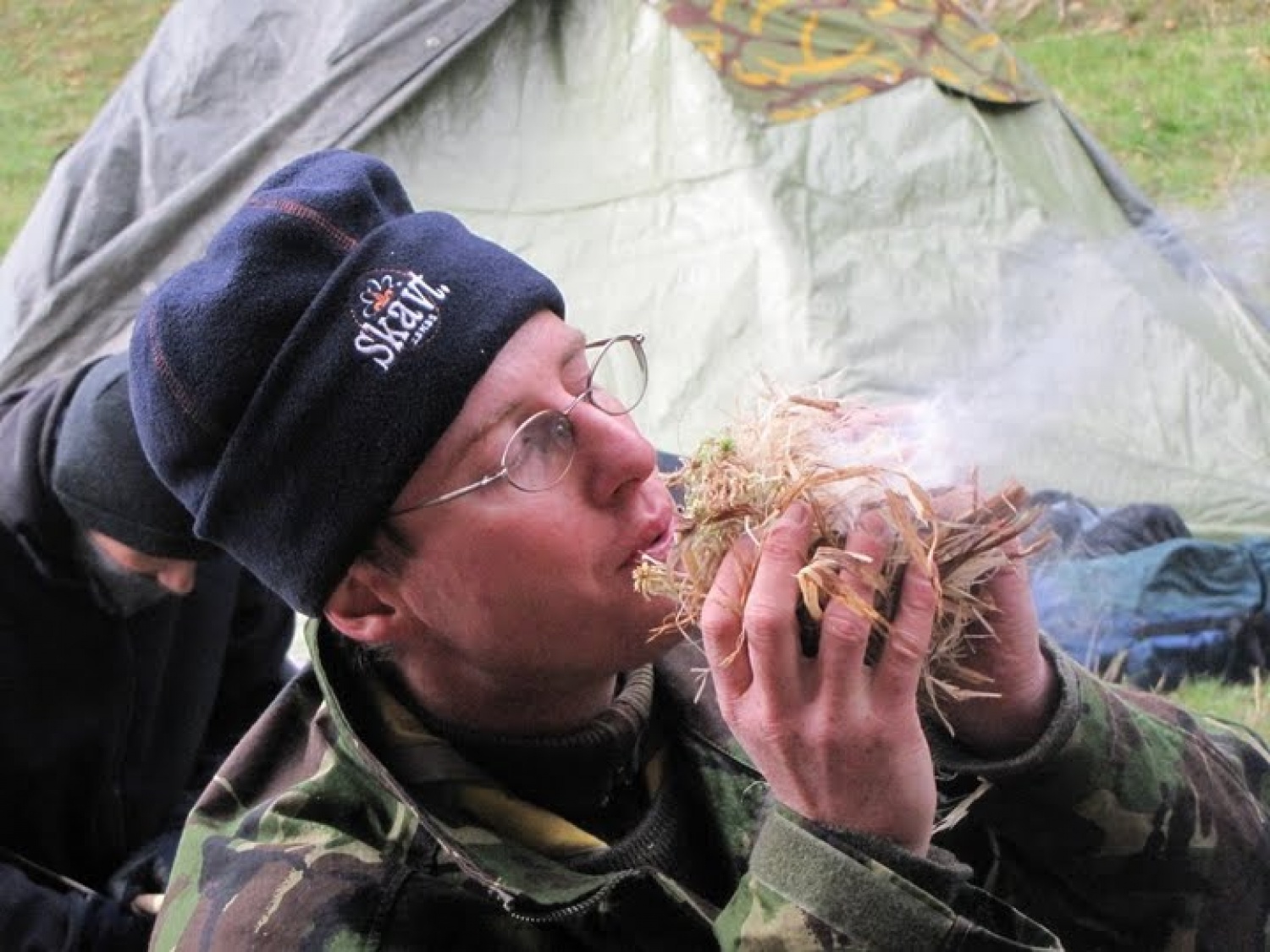 ..pa se je vedno bolj kadilo..