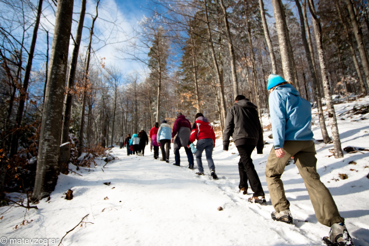 Voditelji ljubljanske regije smo se v preteklem vikendu zbrali na duhovnih vajah v Kočevskem rogu. Duhovni asistent Urban Lesjak je z zgodbami, nagovori, razlagami, izzivi in igrami vodil 15 skavtov prek pusta do posta.