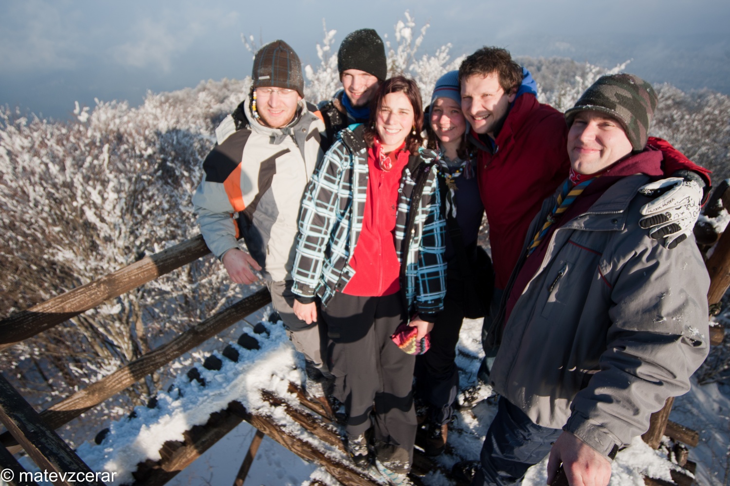 Voditelji ljubljanske regije smo se v preteklem vikendu zbrali na duhovnih vajah v Kočevskem rogu. Duhovni asistent Urban Lesjak je z zgodbami, nagovori, razlagami, izzivi in igrami vodil 15 skavtov prek pusta do posta.