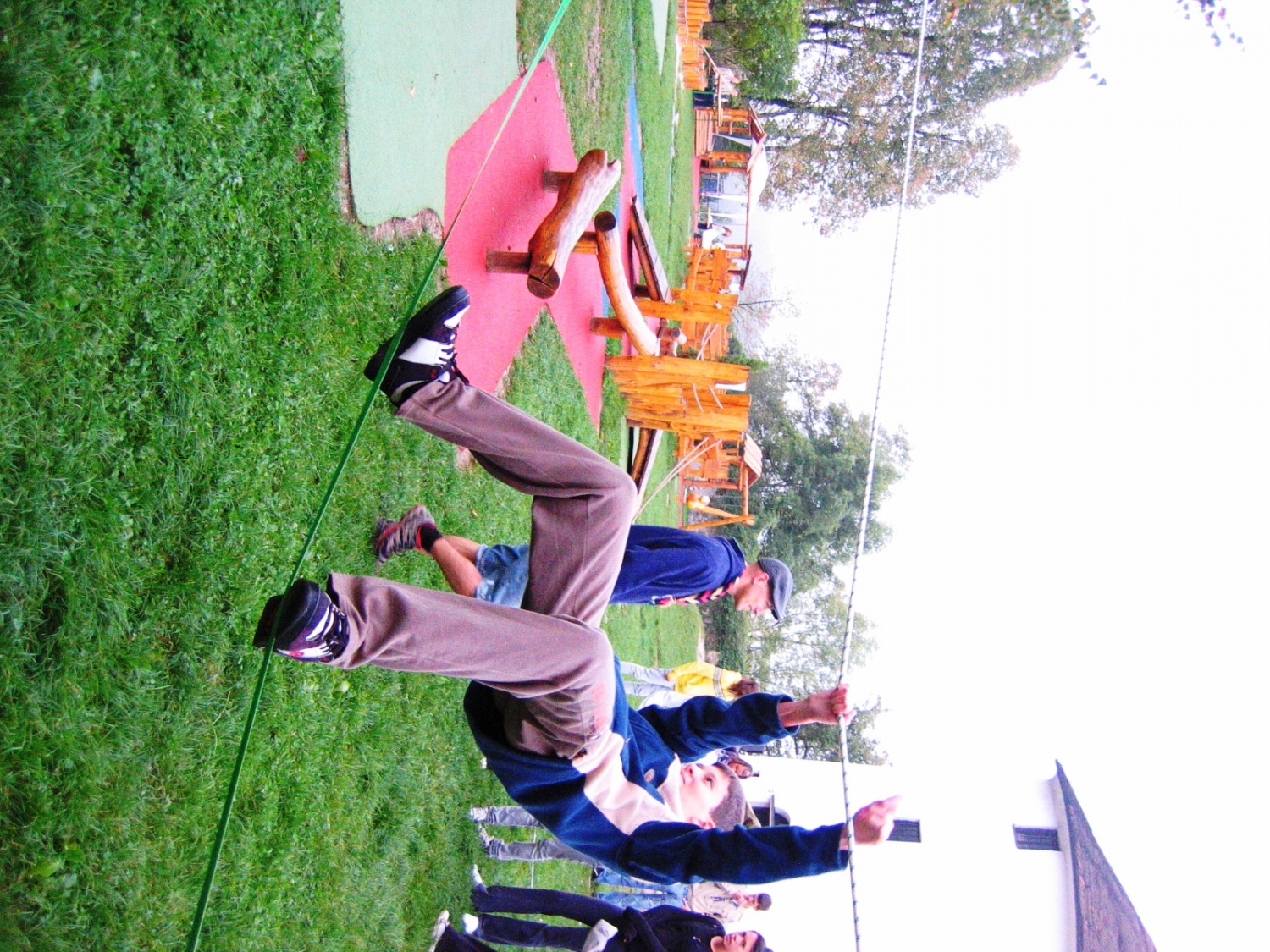 V soboto 3.10.2009 je v Kranju potekalo državno preverjanje znanja ekip prve pomoči ter tehnični dan za otroke kranjskih osnovnih šol. Kranjski skavti smo sodelovali pri obeh dogodkih.