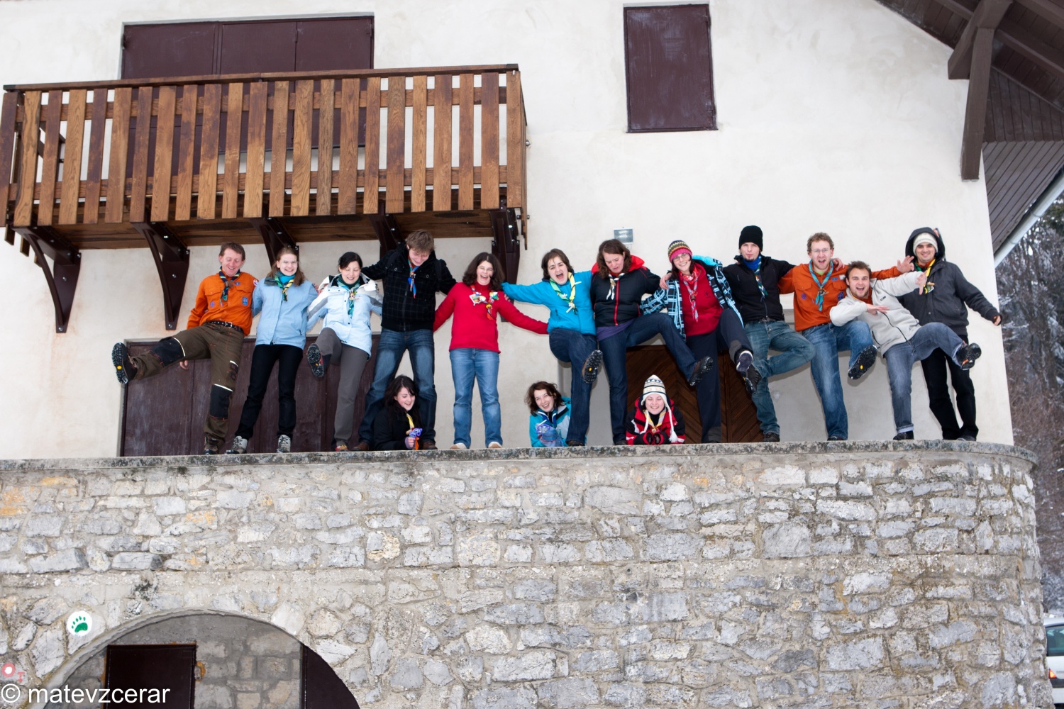 Voditelji ljubljanske regije smo se v preteklem vikendu zbrali na duhovnih vajah v Kočevskem rogu. Duhovni asistent Urban Lesjak je z zgodbami, nagovori, razlagami, izzivi in igrami vodil 15 skavtov prek pusta do posta.