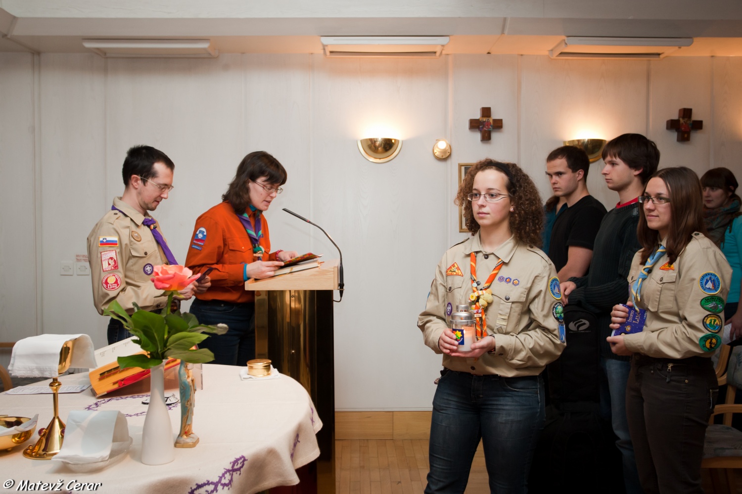 Uradni sprejemi luči miru iz Betlehema, ki so se vrstili od prihoda Luči v Slovenijo, so se zaključili z mašo v kapeli Kliničnega centra.