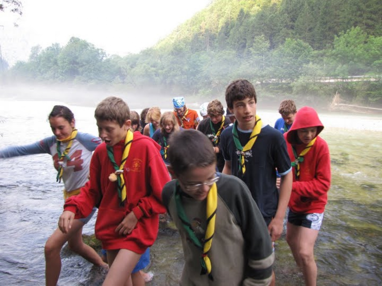 Jaz Gregor – Presenetljivi bober vam bom predstavil svojo drugo stražo na svojem prvem taboru v četi.