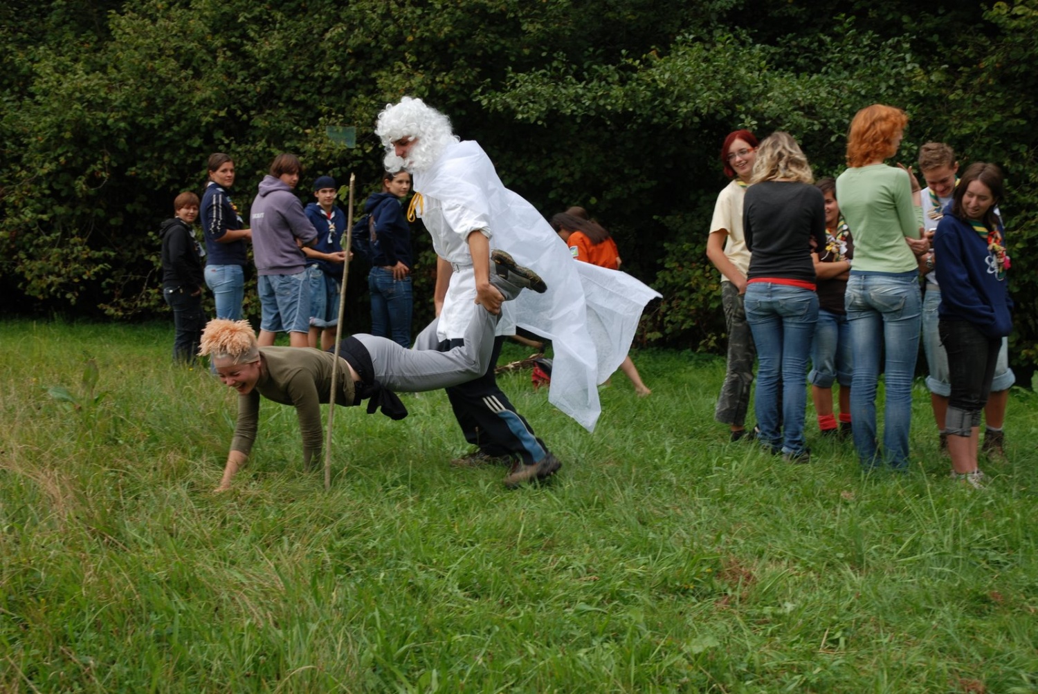 Gandalf beli vozi Frodota