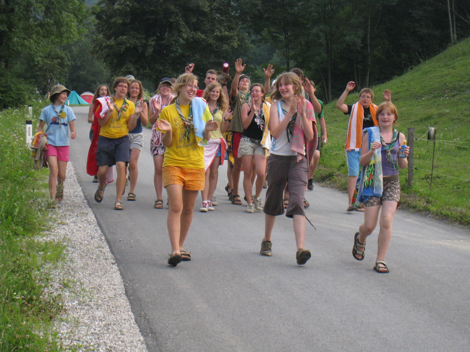 trže nas- spet jepovi tuki tuki