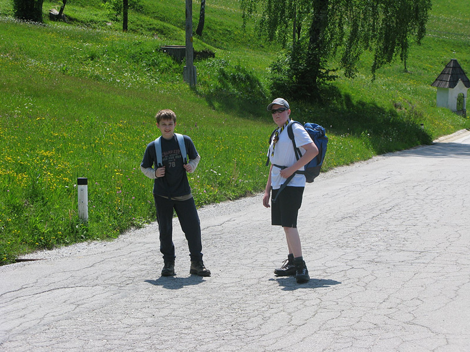 Ljubljanske mestne srajce, še huje, spodnje majice iz Fužin, so prehitele Jeseniški pohod in tako že v soboto osvojili 1890m visoko Golico.