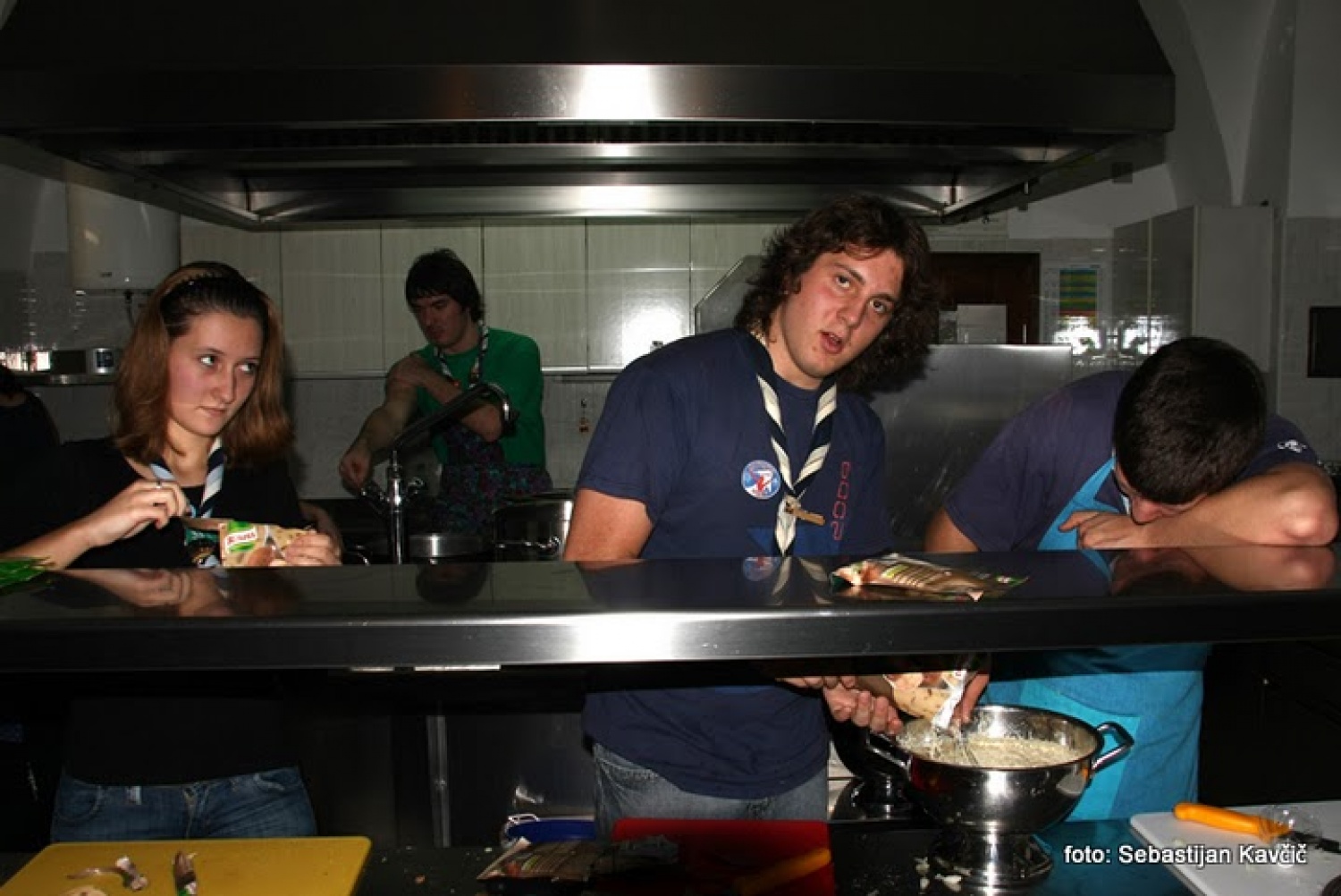 Legend kar še ni konec