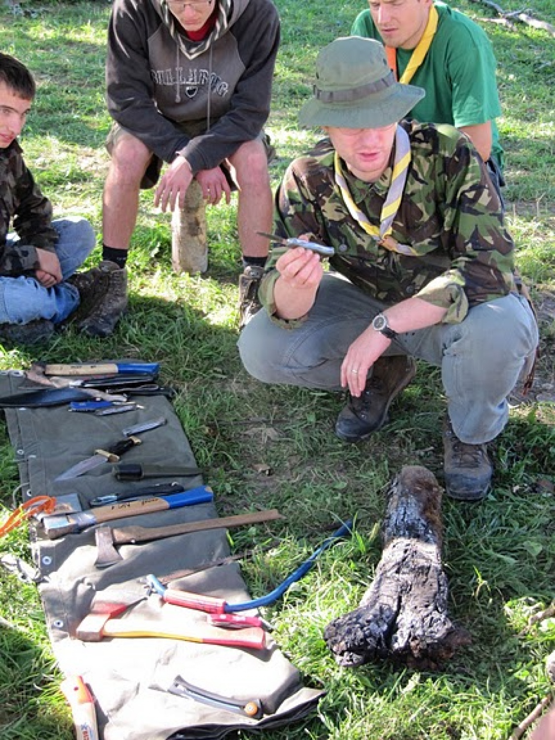 Orodjarna in debata o opremi