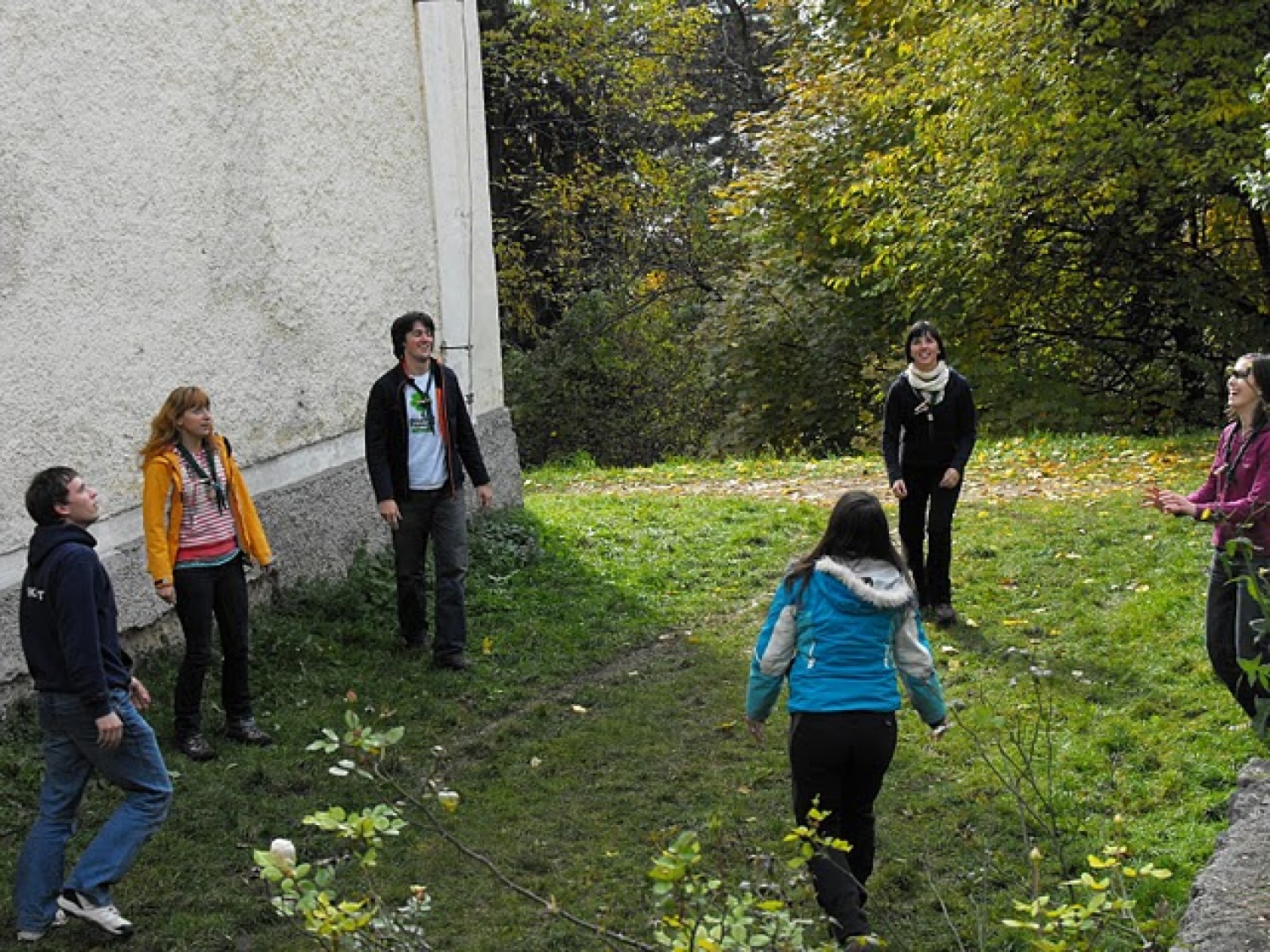 Ali kako smo skupaj v zidu in kako smo se učili (in se še učimo) zidati nekaj novega, boljšega v slovenskem skavtstvu