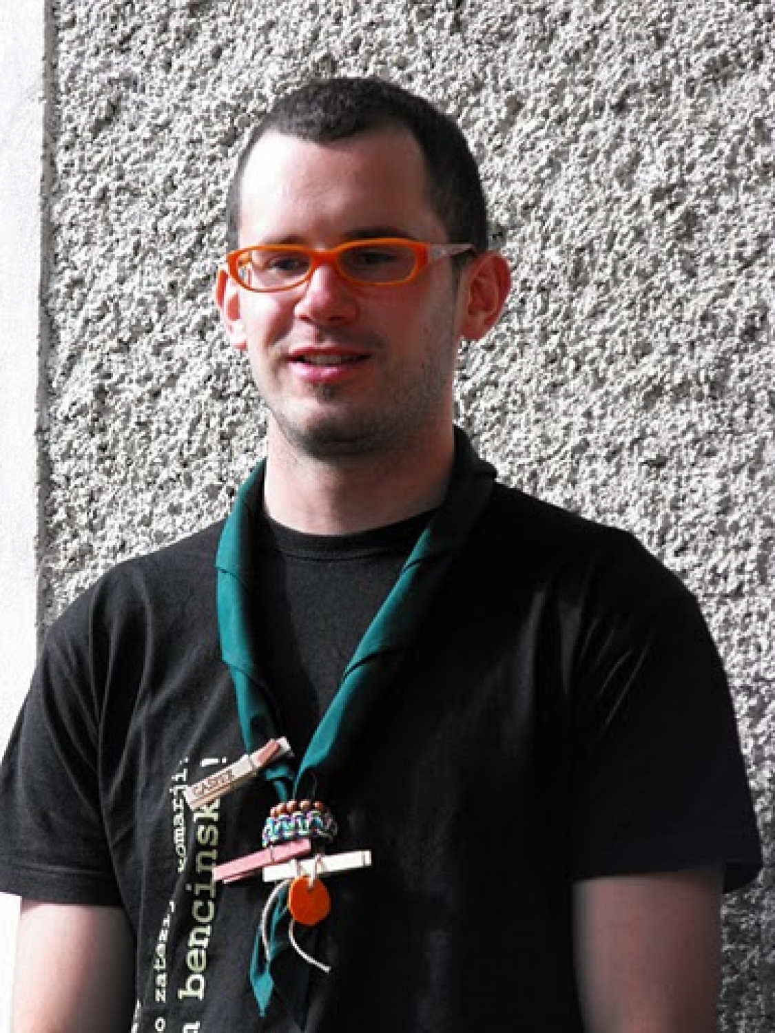 Ali kako smo skupaj v zidu in kako smo se učili (in se še učimo) zidati nekaj novega, boljšega v slovenskem skavtstvu