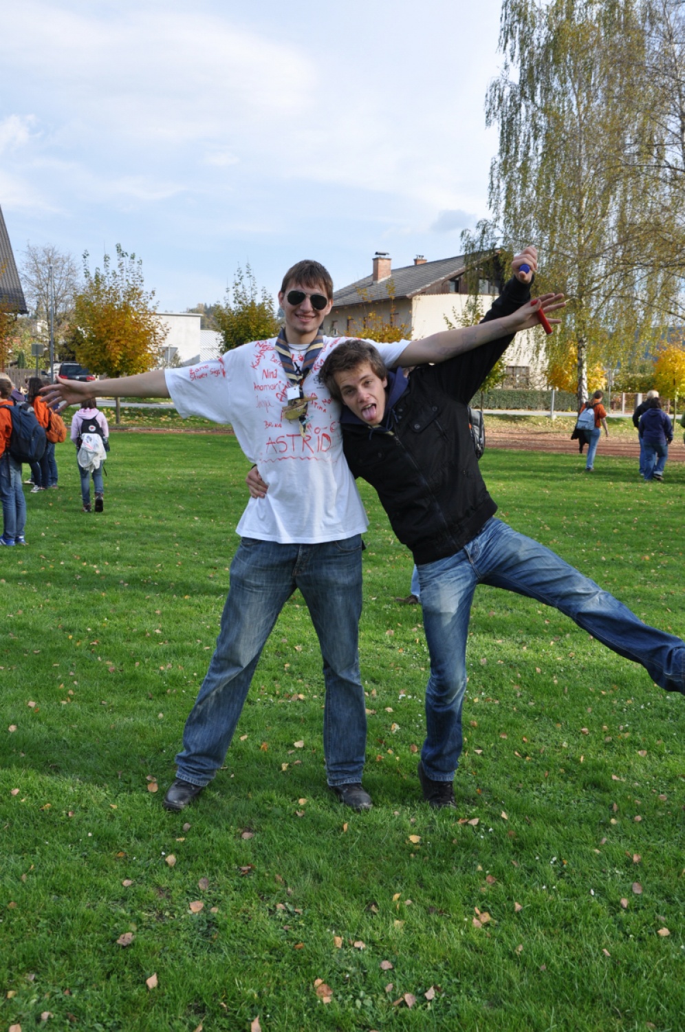 Pretekli konec tedna (23. In 24. Oktobra 2010) se je v Mozirju zgodil tradicionalni JAM – srečanje vseh skavtinj in skavtov mariborske regije. Kmetije nismo rodali, smo pa zato doživeli zares lep skavtski dogodek.