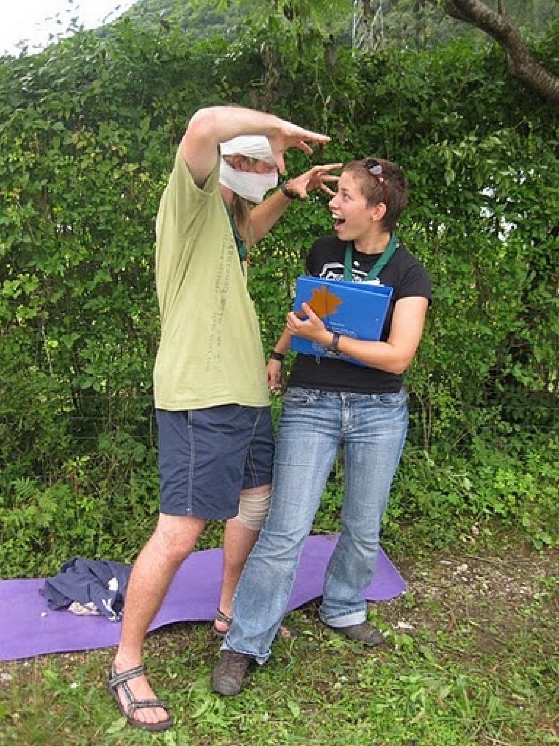 3. avgusta 2010 se je v Kobaridu število prebivalcev povečalo za 25 skavtov. In natanko 16
skavtov ni imelo niti najmanjše ideje v kaj se spušča.