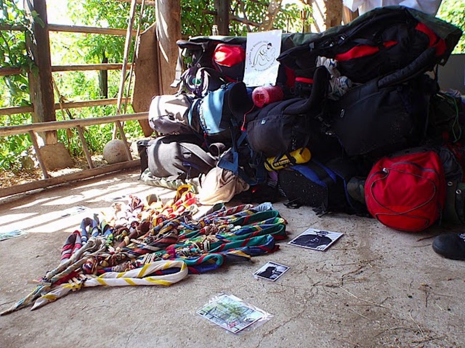 3. avgusta 2010 se je v Kobaridu število prebivalcev povečalo za 25 skavtov. In natanko 16
skavtov ni imelo niti najmanjše ideje v kaj se spušča.