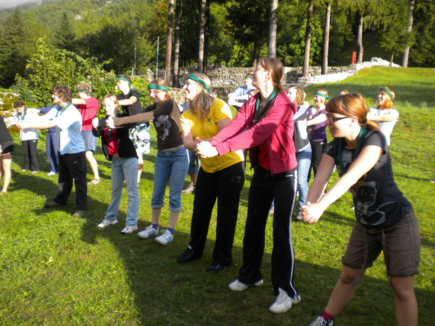 »Letos je končno čas, da naredim nekaj zase!« sem si rekla, si rezervirala tisti teden v avgustu ter se prijavila na TŠ MVV. To, da smo letos čas preživljali na/ ob/ v Soči, je bila samo še pika na i.