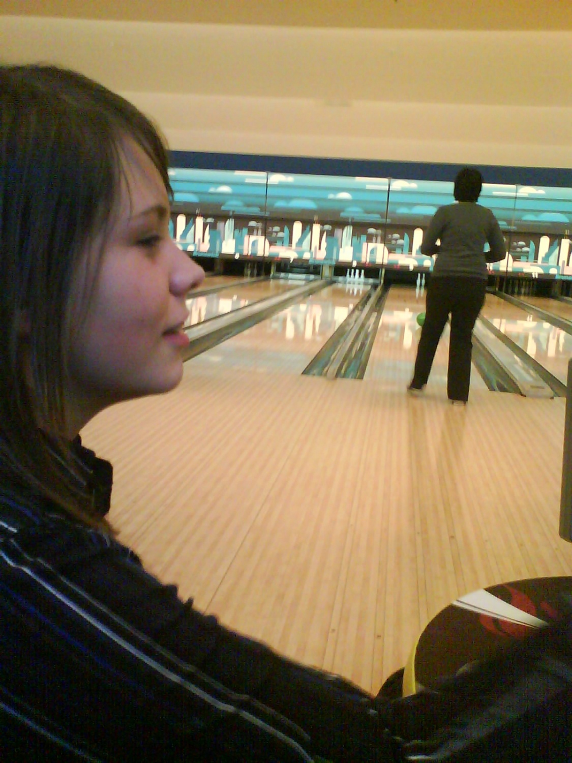 Špela razmišlja o tehniki, Mirjana pa čaka rezultat