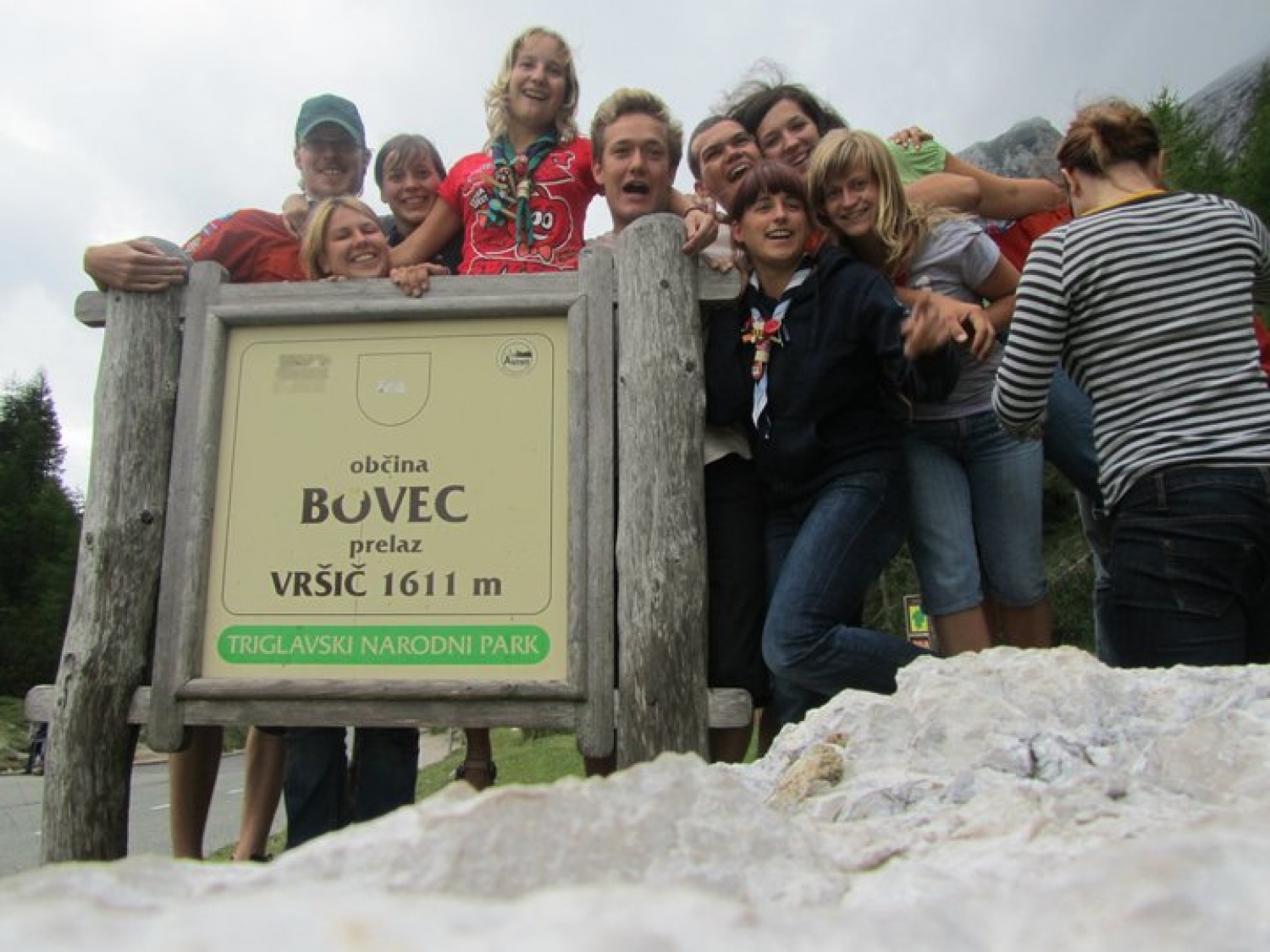 »Letos je končno čas, da naredim nekaj zase!« sem si rekla, si rezervirala tisti teden v avgustu ter se prijavila na TŠ MVV. To, da smo letos čas preživljali na/ ob/ v Soči, je bila samo še pika na i.