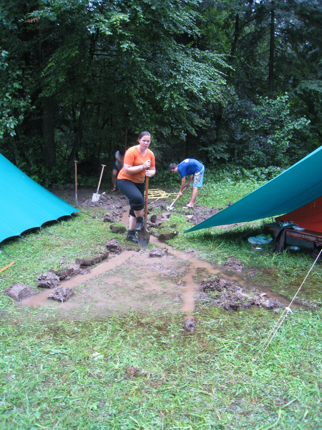 Reševanje voditeljskega šotora