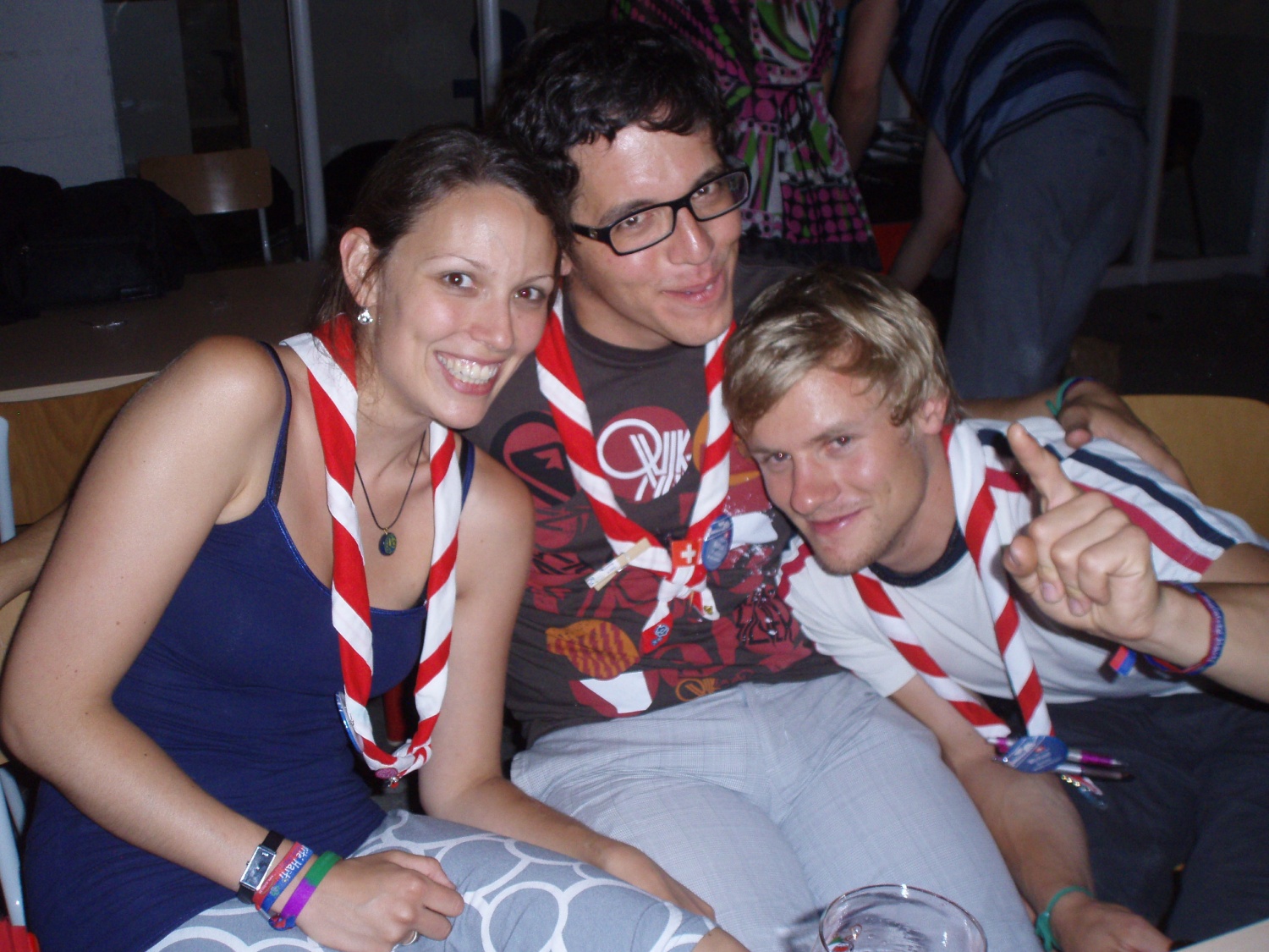 Naši prijatelji Švicarji ...