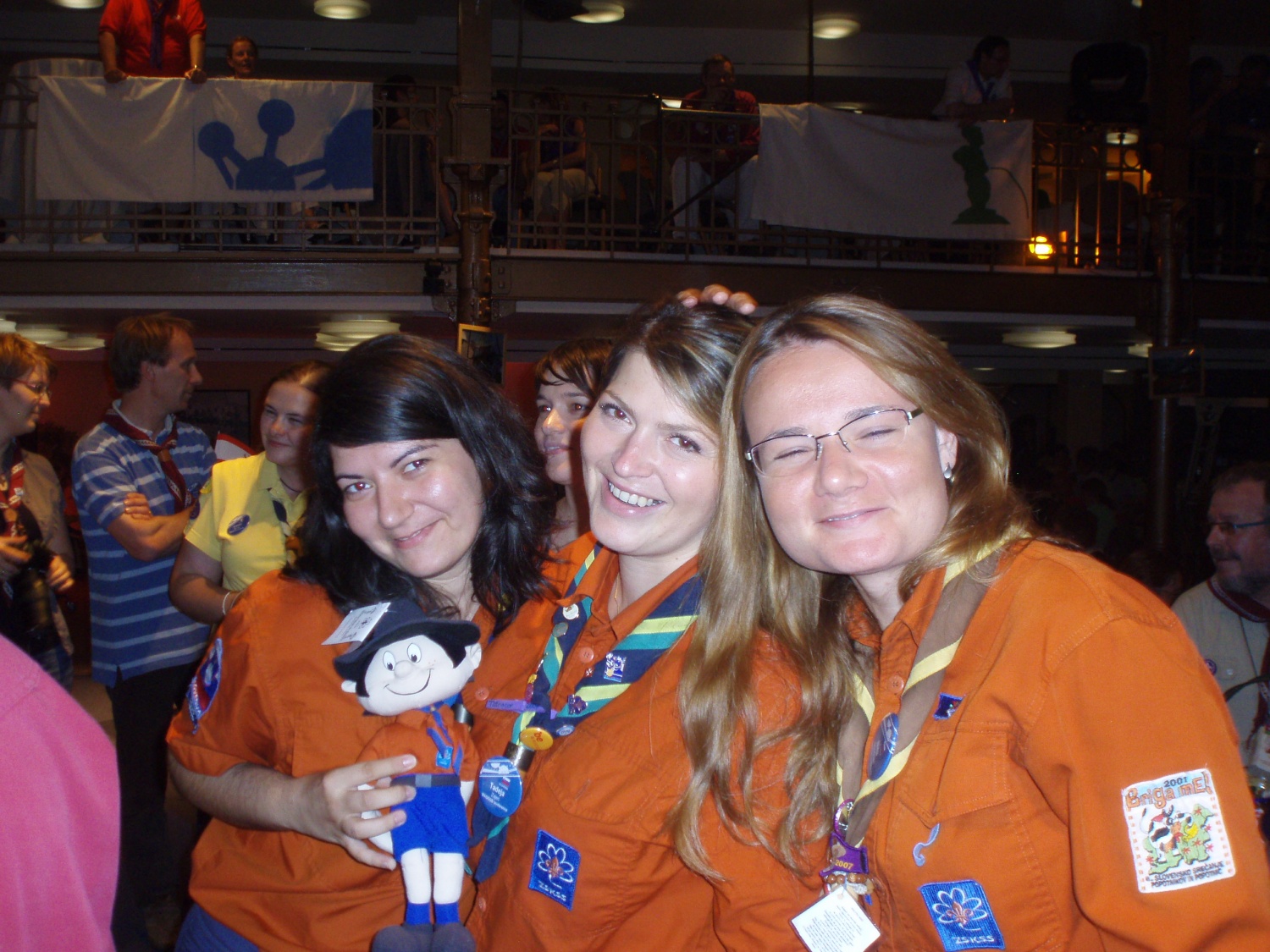 Darilo za gostitelje (lutka skavtek)