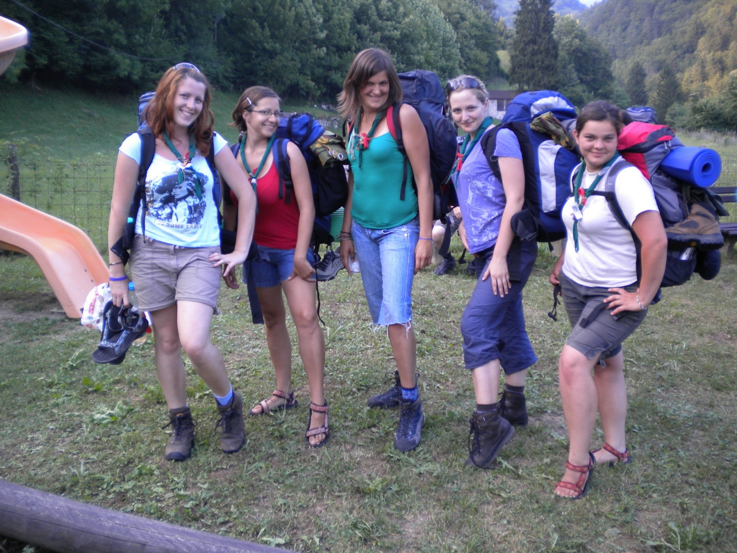 V soboto smo se udeleženci letošnje taborne šole Metode PP s pohajkovanja po dolini Soče vrnili odžejani. Nadaljevanje sledi ...