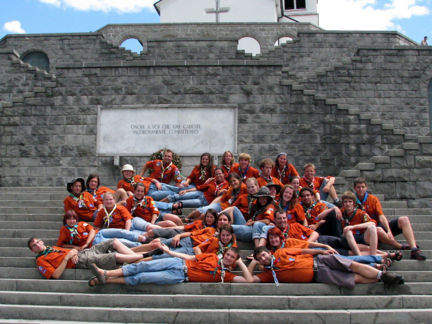V soboto smo se udeleženci letošnje taborne šole Metode PP s pohajkovanja po dolini Soče vrnili odžejani. Nadaljevanje sledi ...