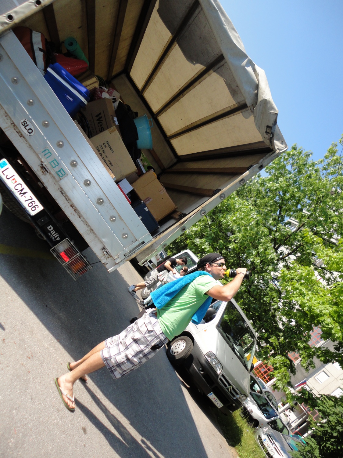 MLADI NA KOLPI/KUPI 2010 skupaj s skavti

Preventivni programi za mlade Slovenije (otroci in mladostniki, ki so vključeni v programe Centrov za socialno delo LJ Moste-Polje, LJ Vič-Rudnik, Kranj, Tržič in Škofja Loka ter Javni zavod Mladi zmaji in Mladinski center Velenje) so v času poletnih počitnic, med 25. in 27. julijem 2010, skupaj s hrvaškim partnerjem (organizacija SOS Dječje selo), organizirali TRIDNEVNI TABOR NA REKI KOLPI.