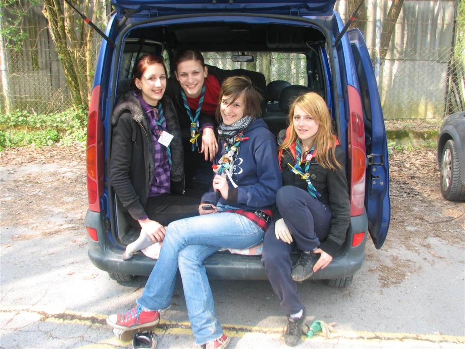 Skavtinje iz Dravelj