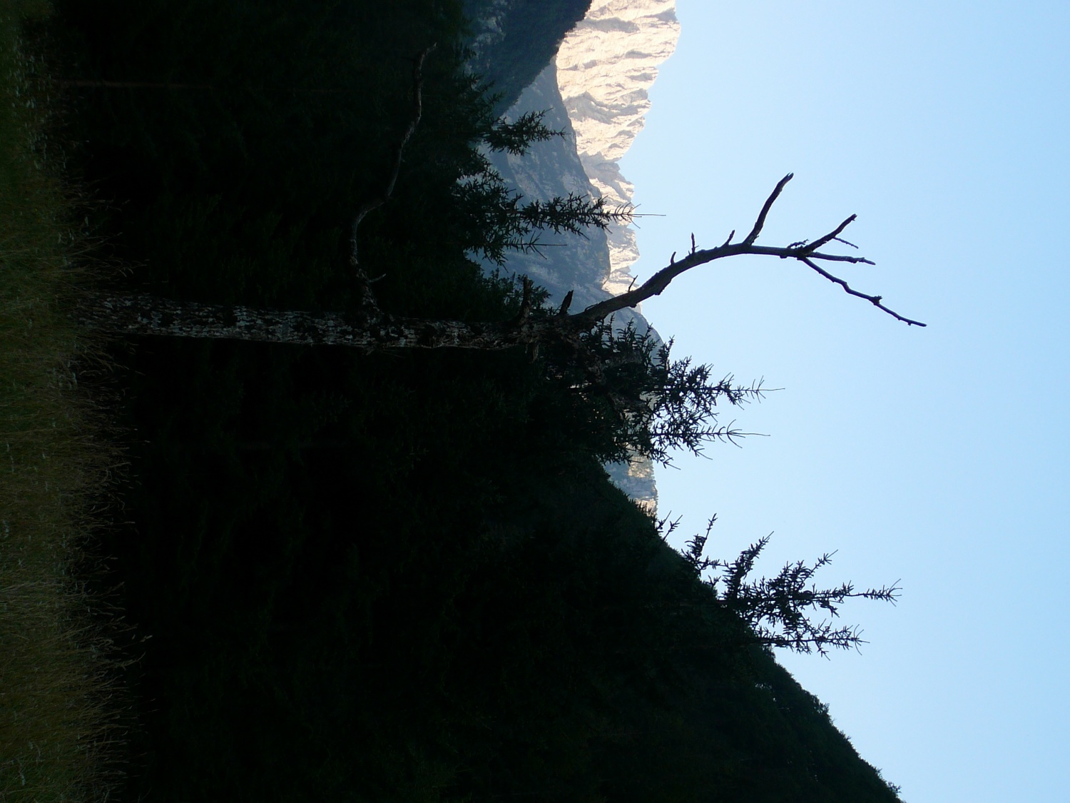 Viharnik v objemu gora nad Trento