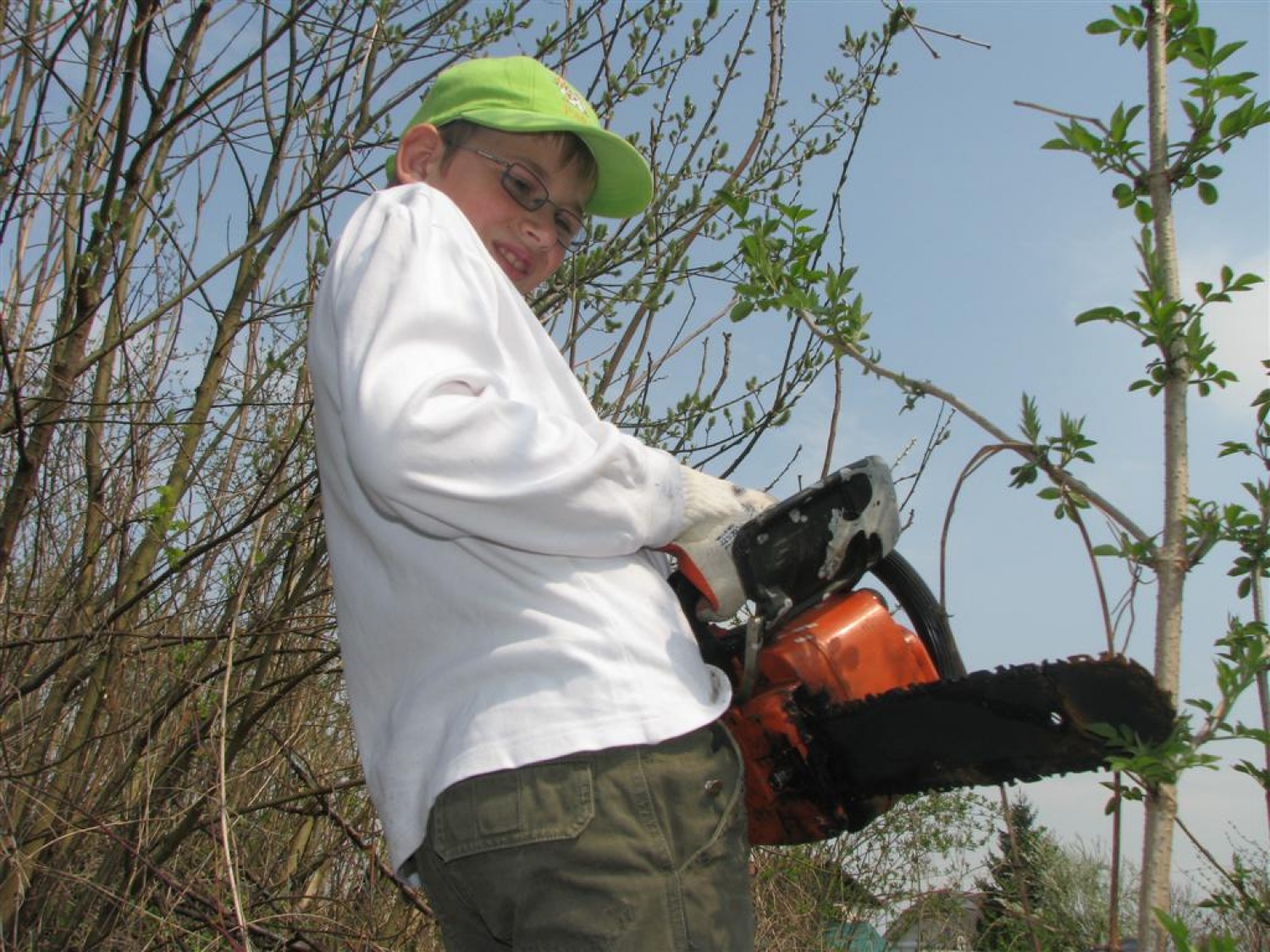 Volčič je našel malo rabljeno motorko