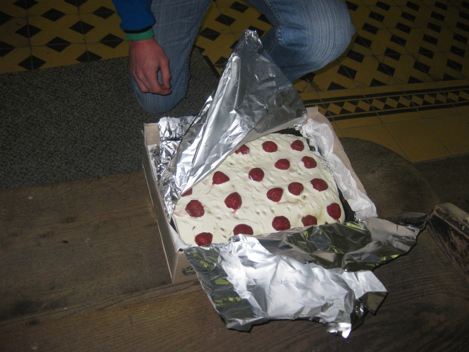 V torek, 13.4.2010 so se v mogočen krog združili vsi voditelji tabornih šol, ki se bodo odvijale v letu 2010. In tako smo dorekli...