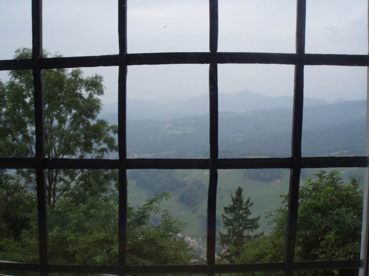 Ne nismo bili v zaporu