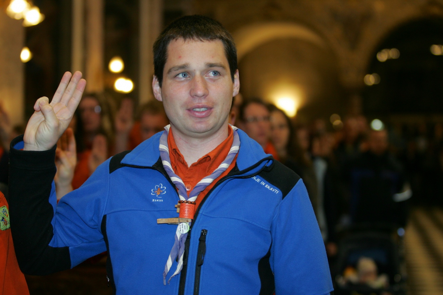 Fotoutrinki svete maše ob 20 letnici ZSKSS v ljubljanski stolnici.