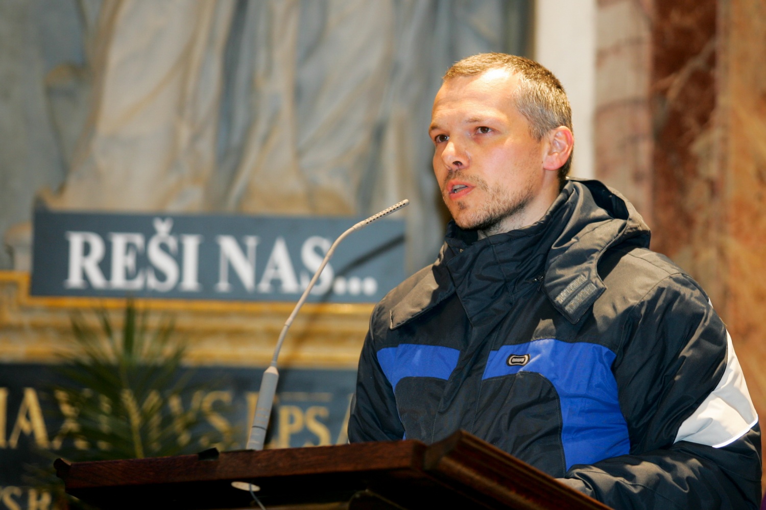 Fotoutrinki svete maše ob 20 letnici ZSKSS v ljubljanski stolnici.