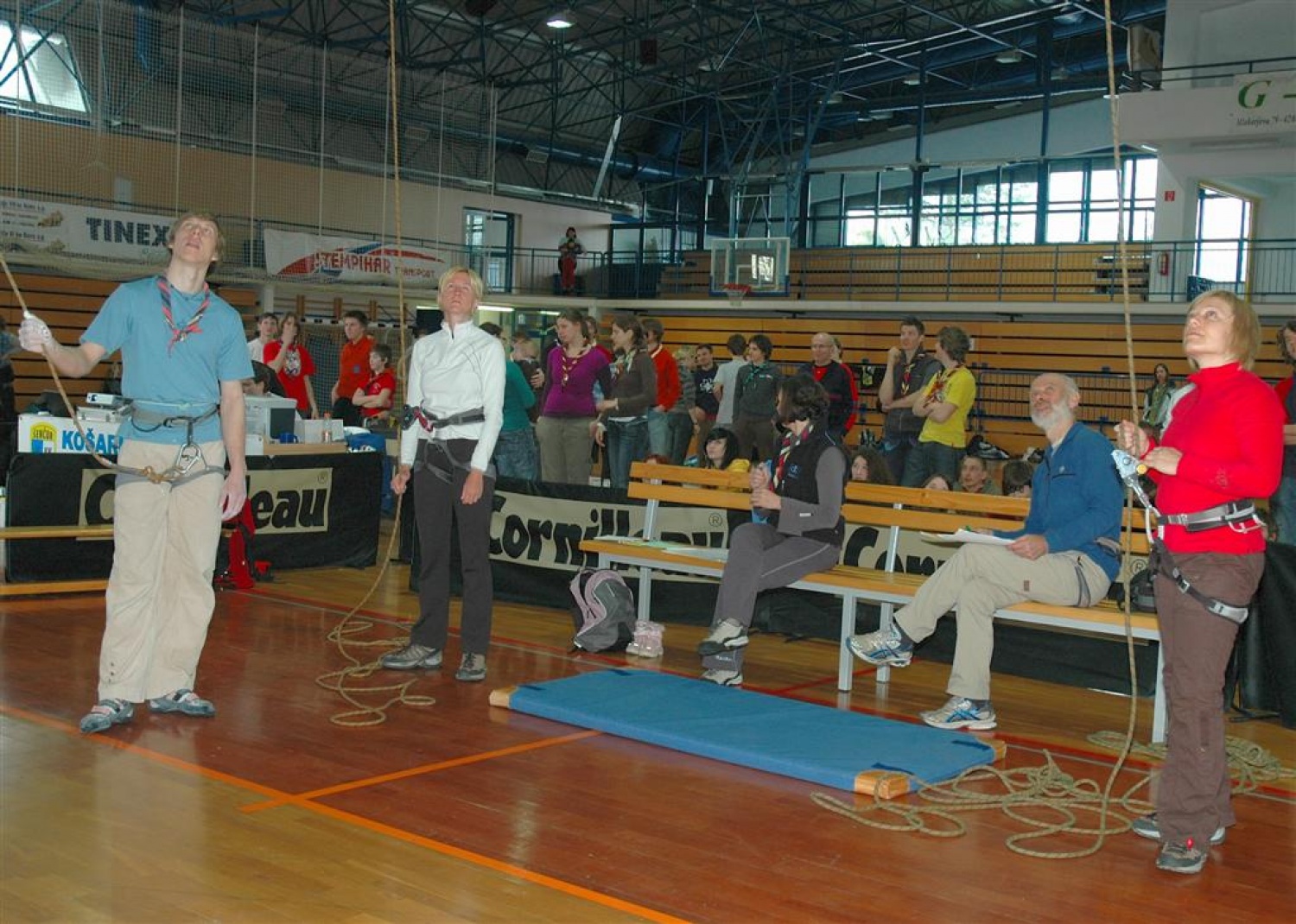 Letošnje Oprimkanje je za nami in zopet smo dobili naj oprimkarje in oprimkarice. V kraljevski PP kategoriji sta naslov ubranila Sara Jaklič (Škofja Loka 1) in Luka Boneš (Kranj 1), medtem ko smo v kategoriji IV pozdravili nova zmagovalca.