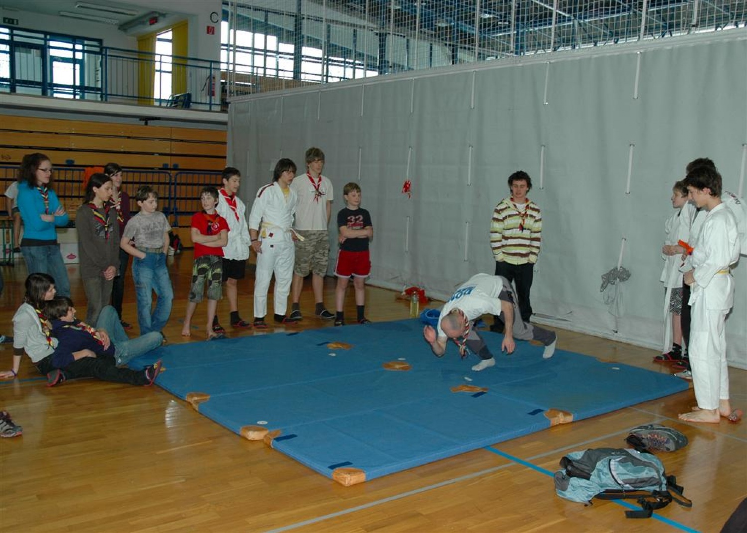 Letošnje Oprimkanje je za nami in zopet smo dobili naj oprimkarje in oprimkarice. V kraljevski PP kategoriji sta naslov ubranila Sara Jaklič (Škofja Loka 1) in Luka Boneš (Kranj 1), medtem ko smo v kategoriji IV pozdravili nova zmagovalca.