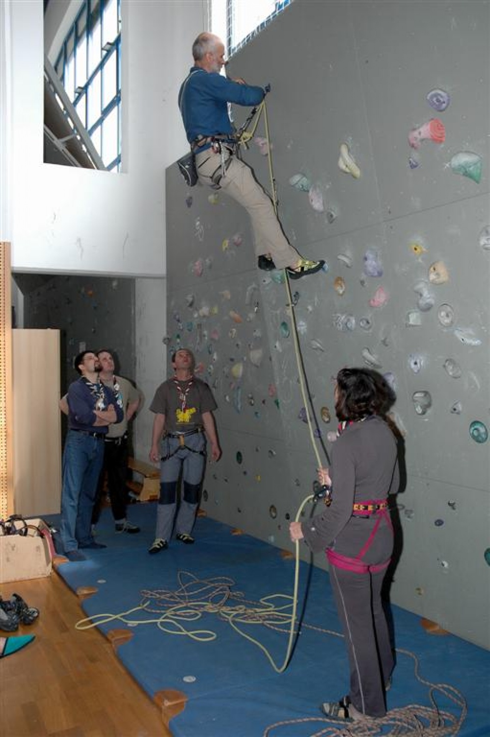 Letošnje Oprimkanje je za nami in zopet smo dobili naj oprimkarje in oprimkarice. V kraljevski PP kategoriji sta naslov ubranila Sara Jaklič (Škofja Loka 1) in Luka Boneš (Kranj 1), medtem ko smo v kategoriji IV pozdravili nova zmagovalca.