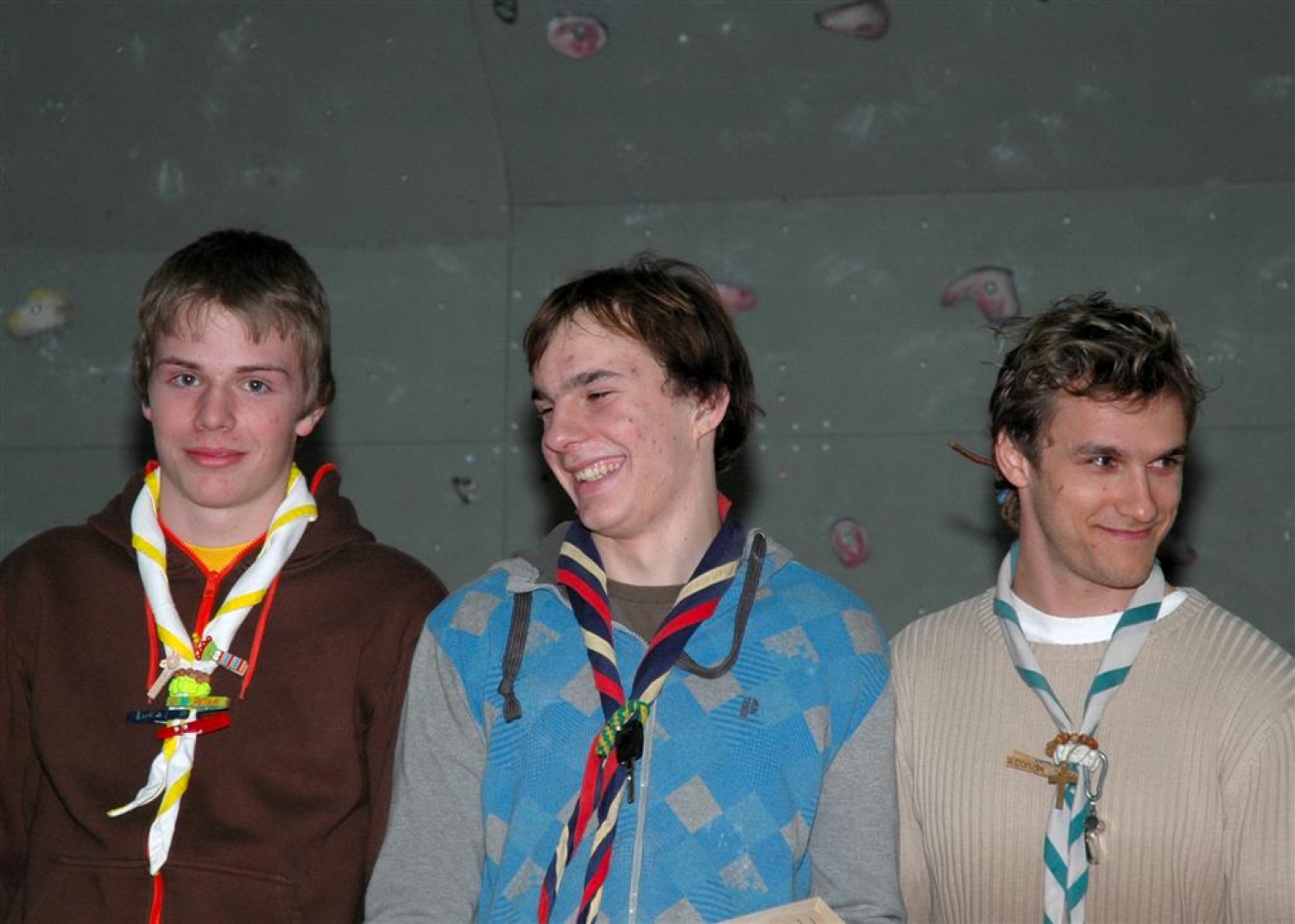 Letošnje Oprimkanje je za nami in zopet smo dobili naj oprimkarje in oprimkarice. V kraljevski PP kategoriji sta naslov ubranila Sara Jaklič (Škofja Loka 1) in Luka Boneš (Kranj 1), medtem ko smo v kategoriji IV pozdravili nova zmagovalca.