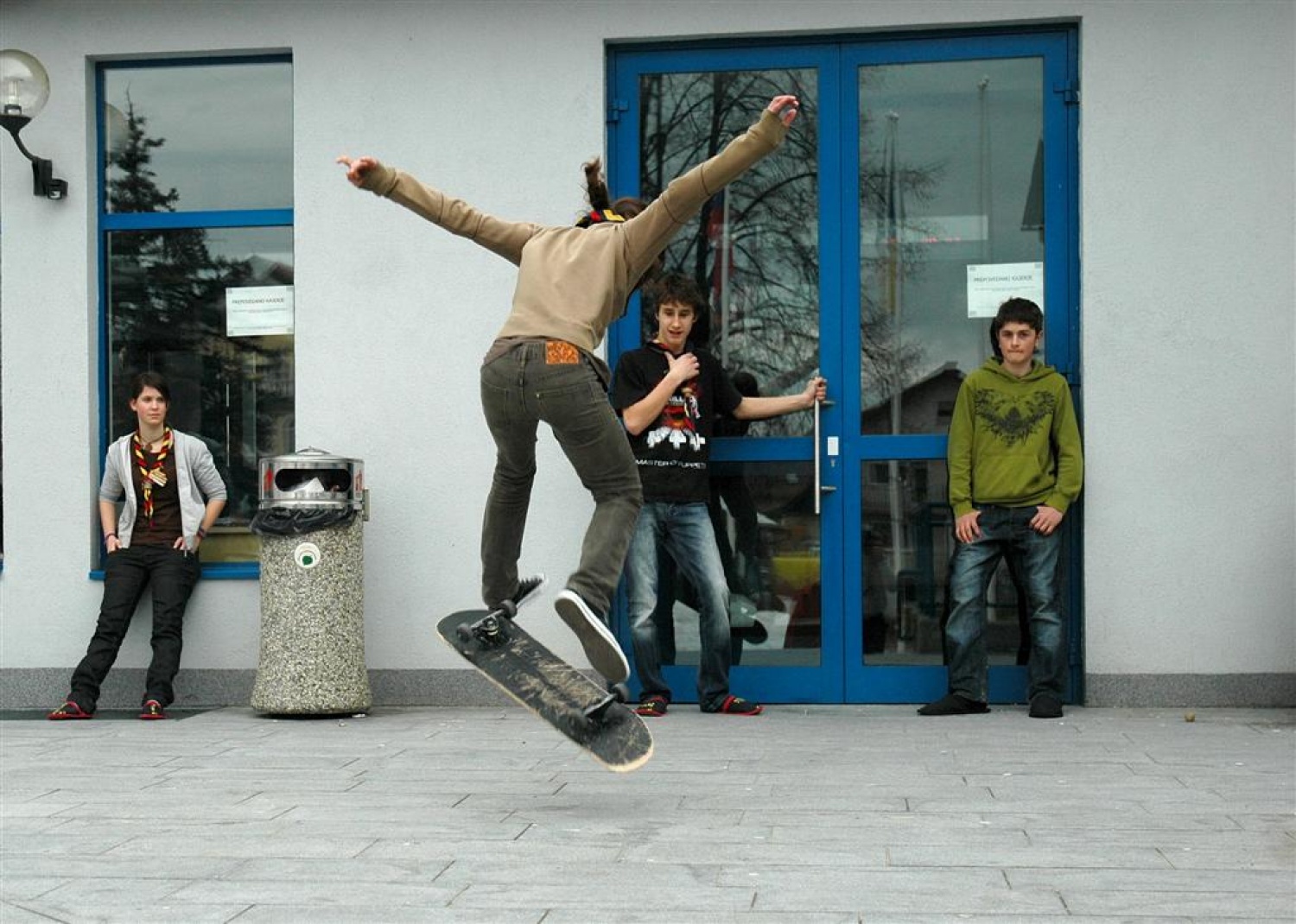 Letošnje Oprimkanje je za nami in zopet smo dobili naj oprimkarje in oprimkarice. V kraljevski PP kategoriji sta naslov ubranila Sara Jaklič (Škofja Loka 1) in Luka Boneš (Kranj 1), medtem ko smo v kategoriji IV pozdravili nova zmagovalca.