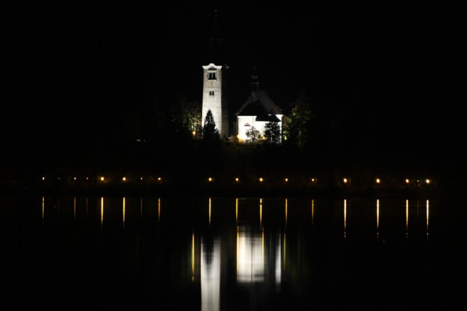 Bled ponoči