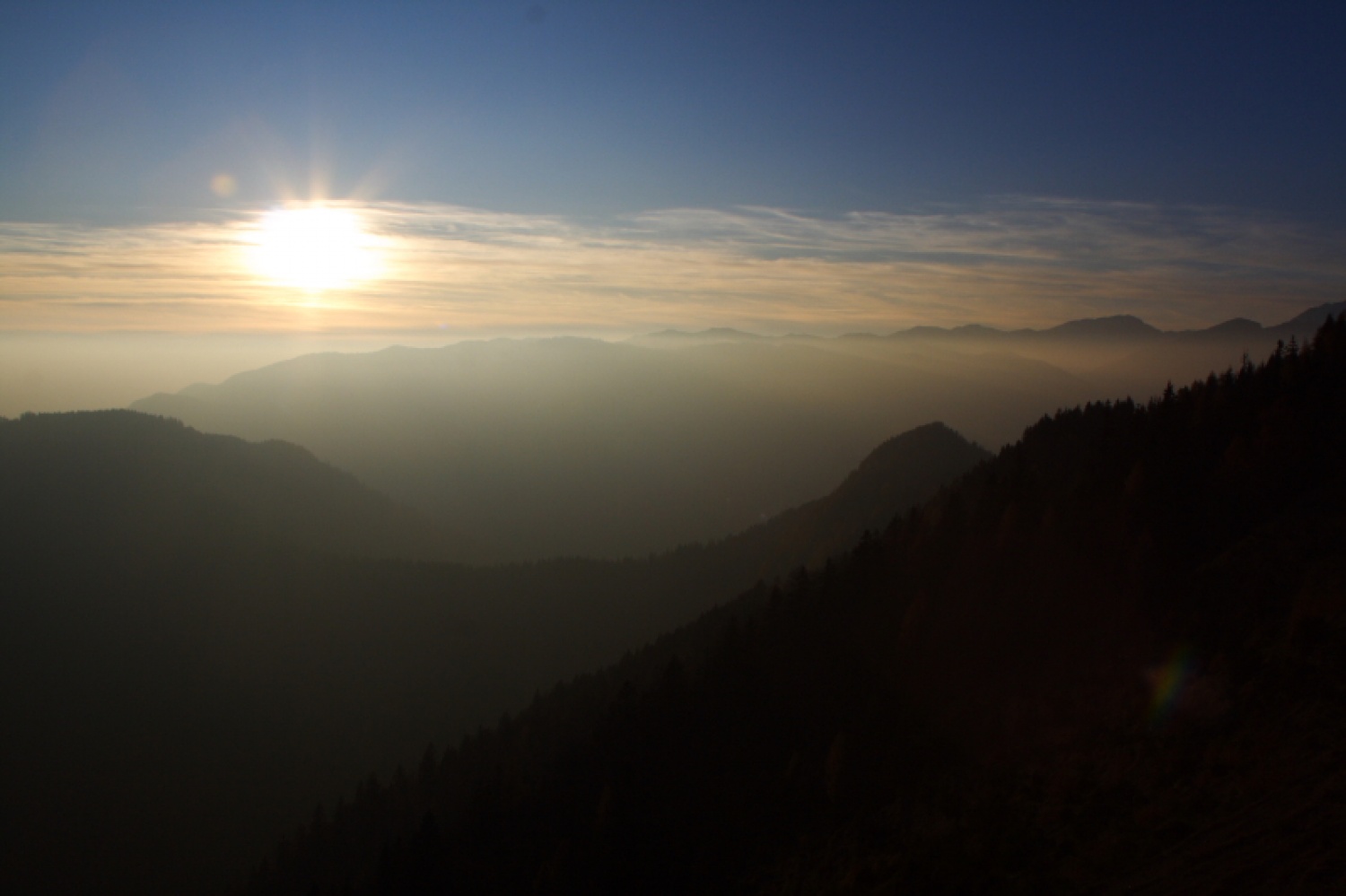 zadnji oktoberski sončni zahod