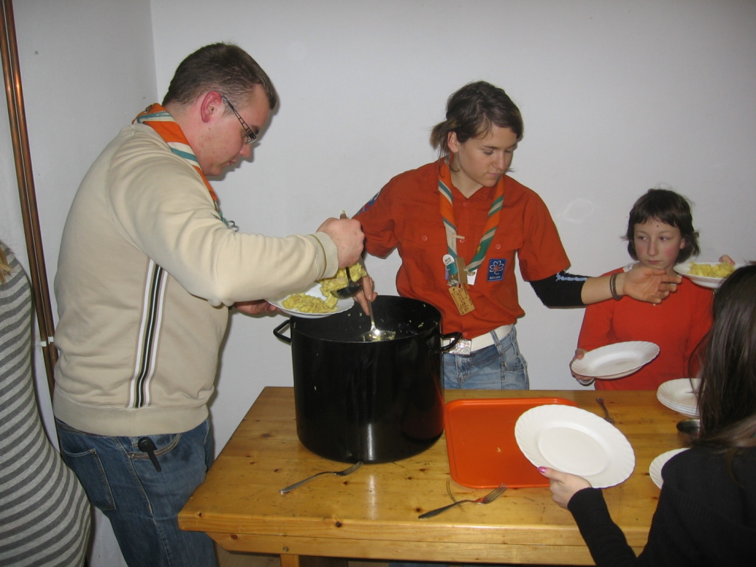 brez tehničnih ni večerje