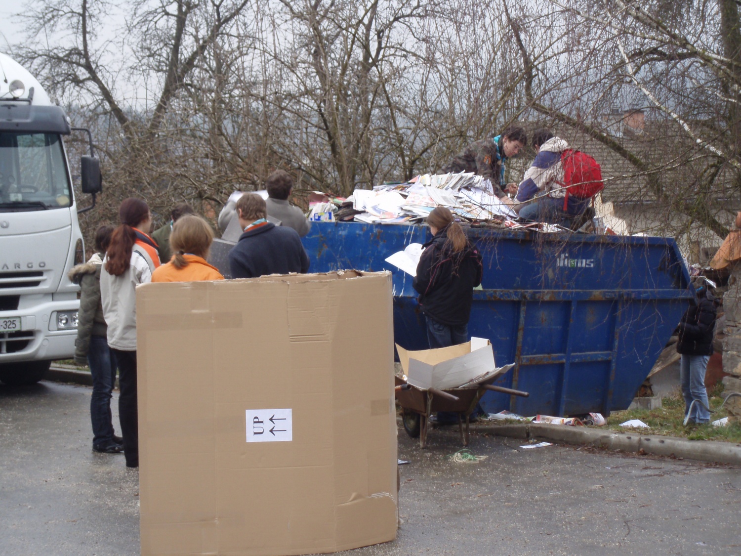 Papir na kupu...veliko, veliko