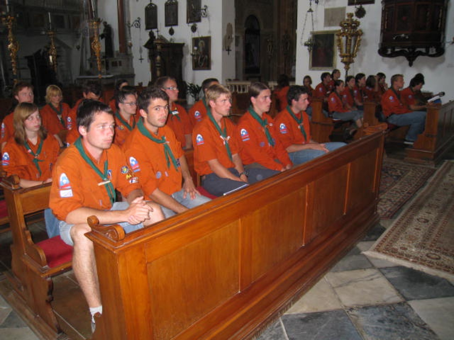 maša v samostanski cerkvi