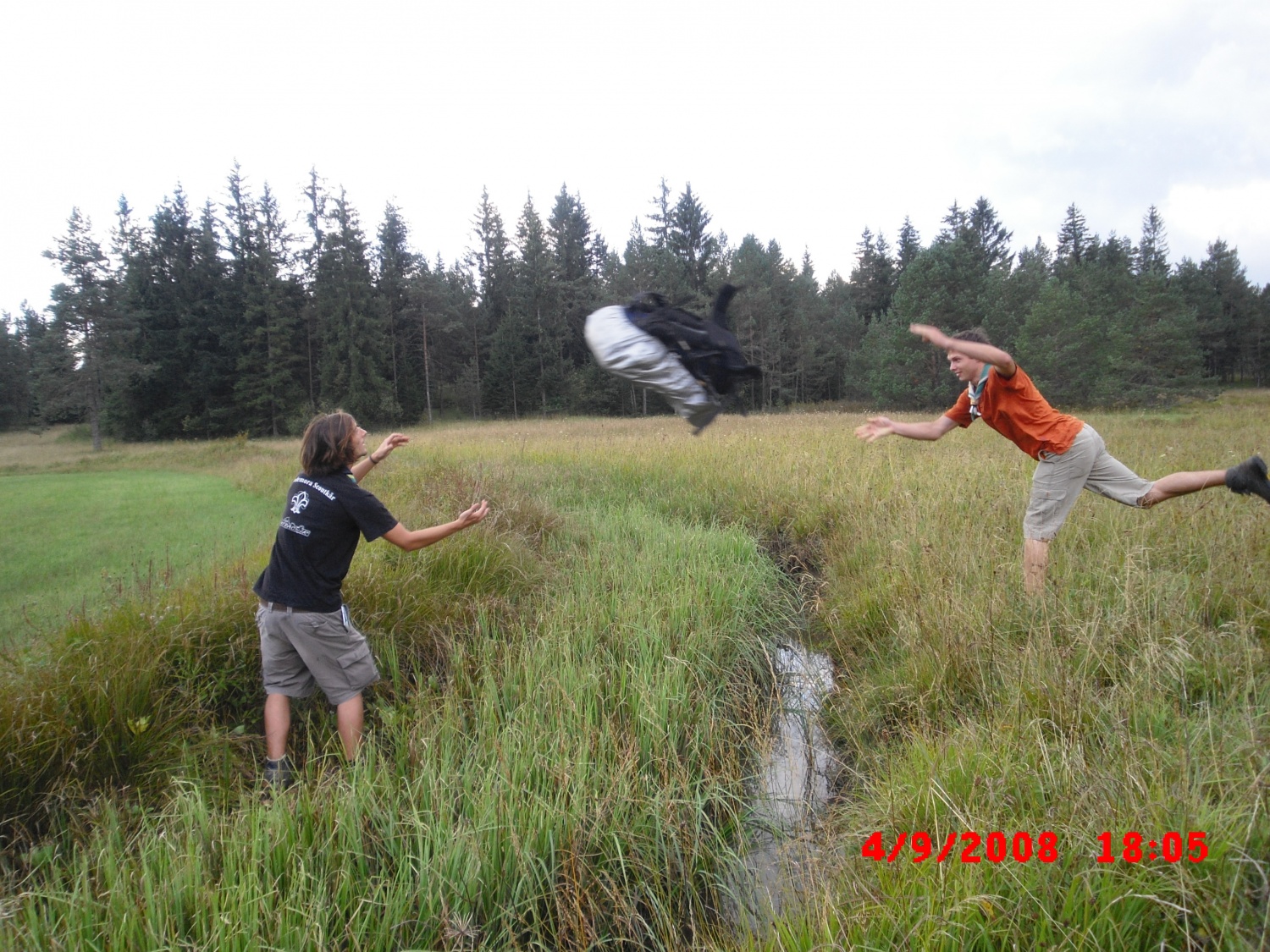premagovanje naravnih ovir na poti