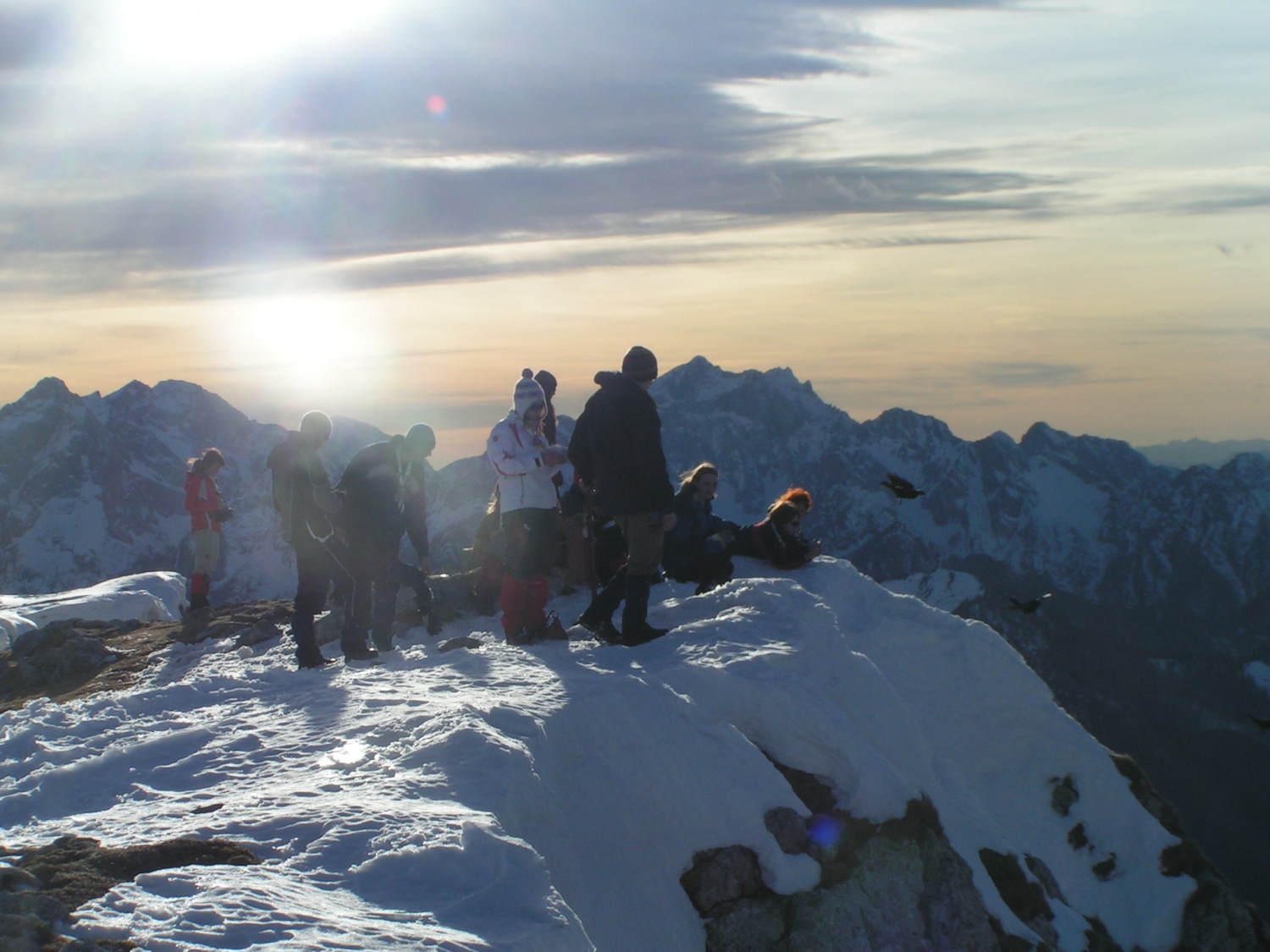 V galeriji lahko vidite nekaj utrinkov iz naše poti proti Raduhi, na njo in iz nje!