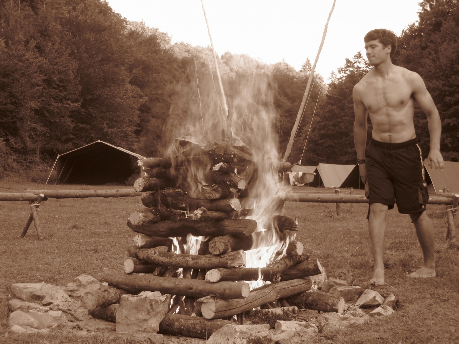 ko grejo udeleženci na izhod: prvič