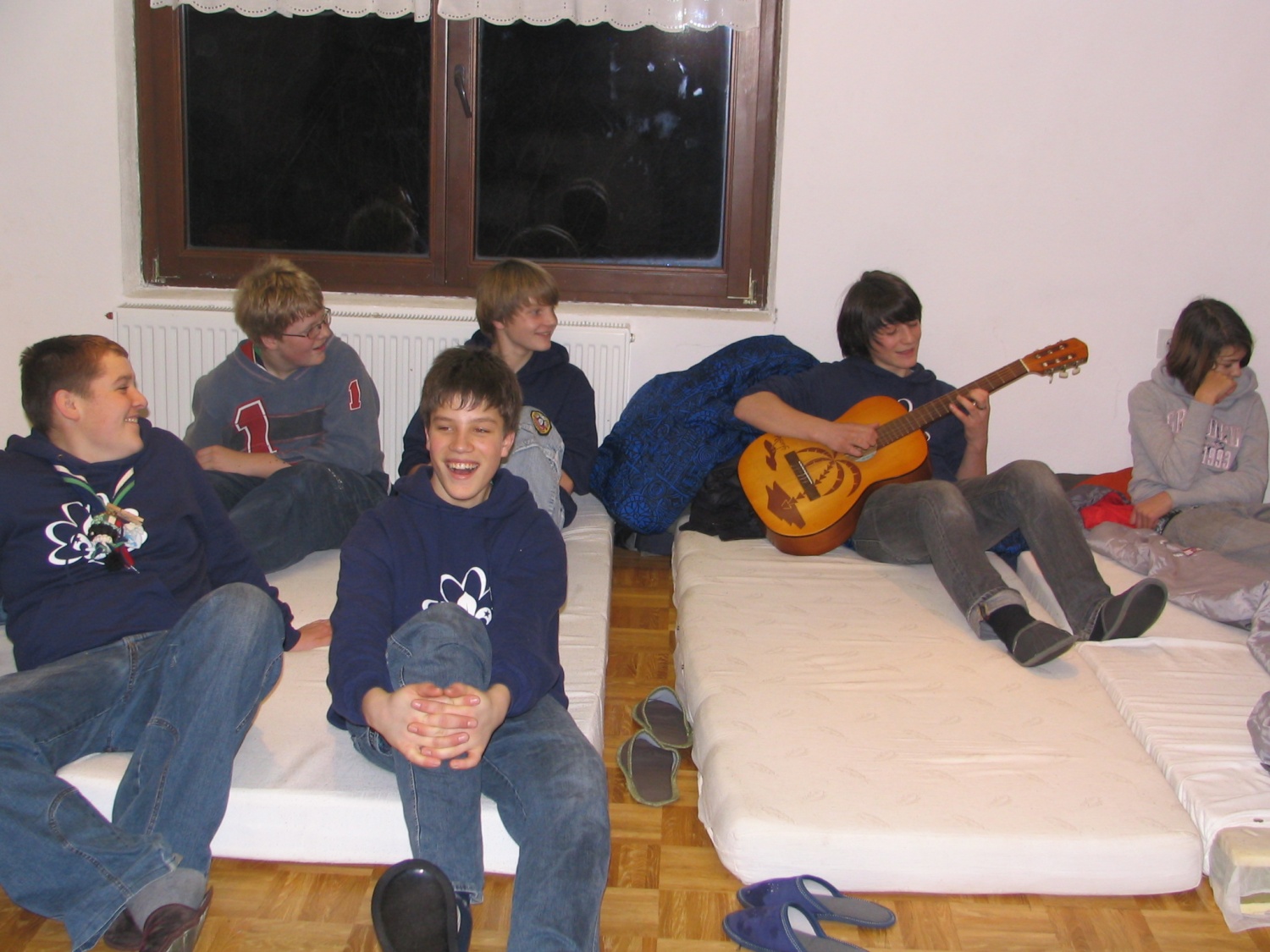 Utrinki iz zimovanja čete Utopljena riba Cerknica 1