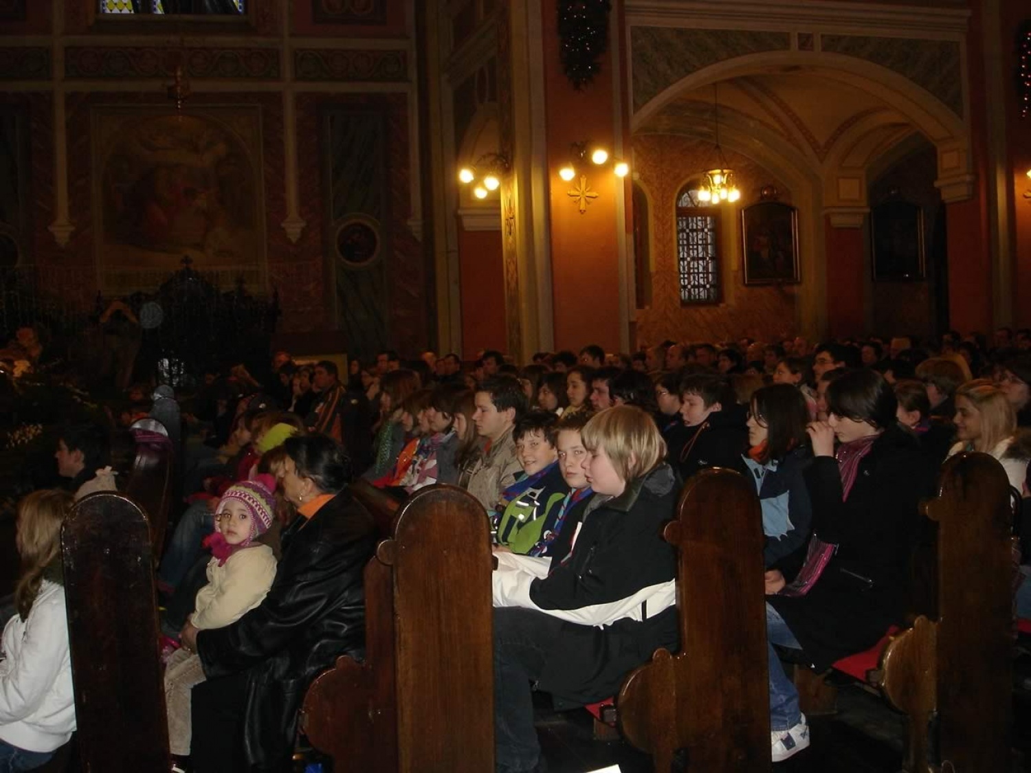 Poplava oranžne barve! Gledati morate s srcem.