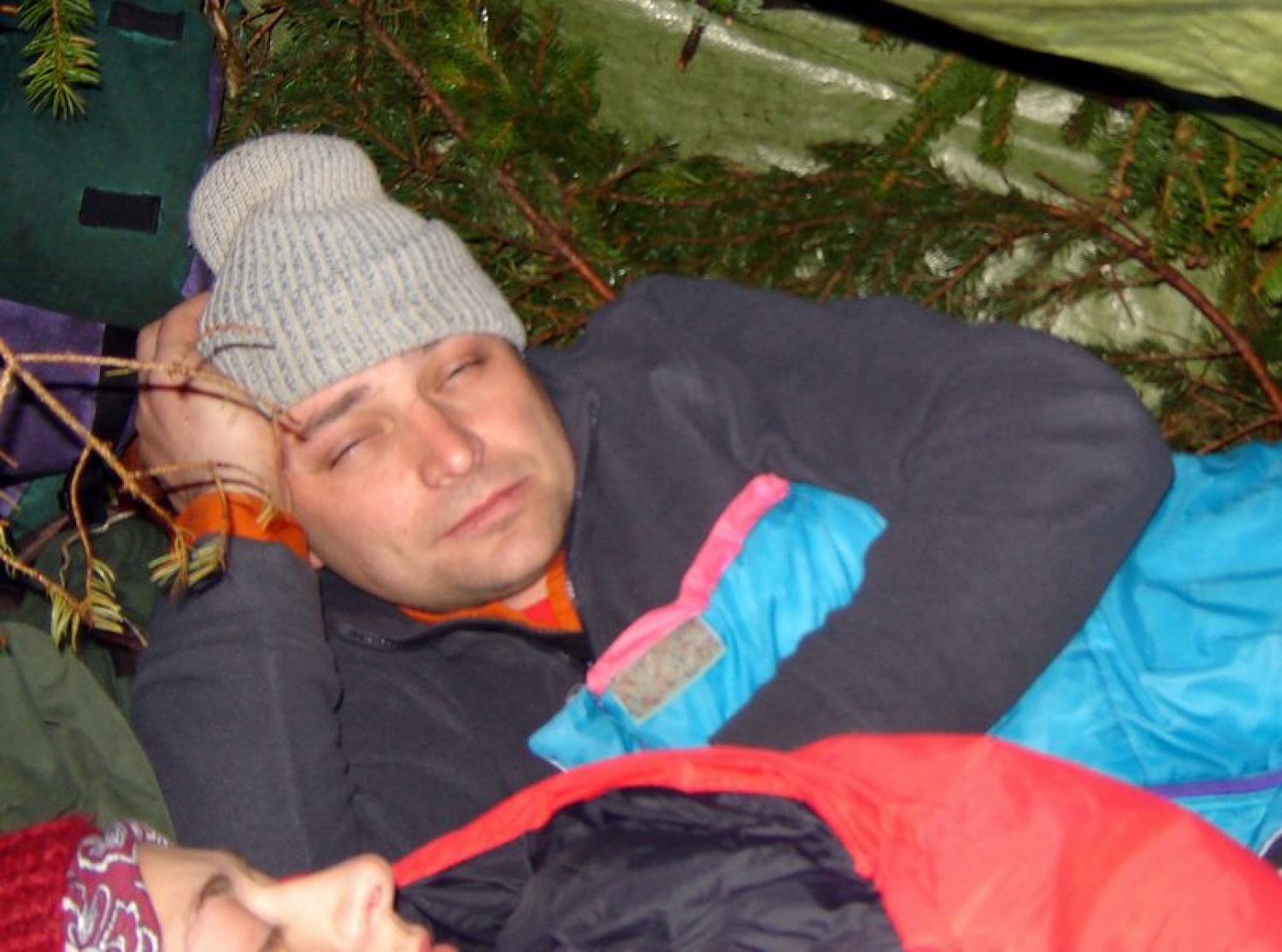 Vzpon na Paški kozjak, postavljanje bivakov, spust nazaj v Vitanje