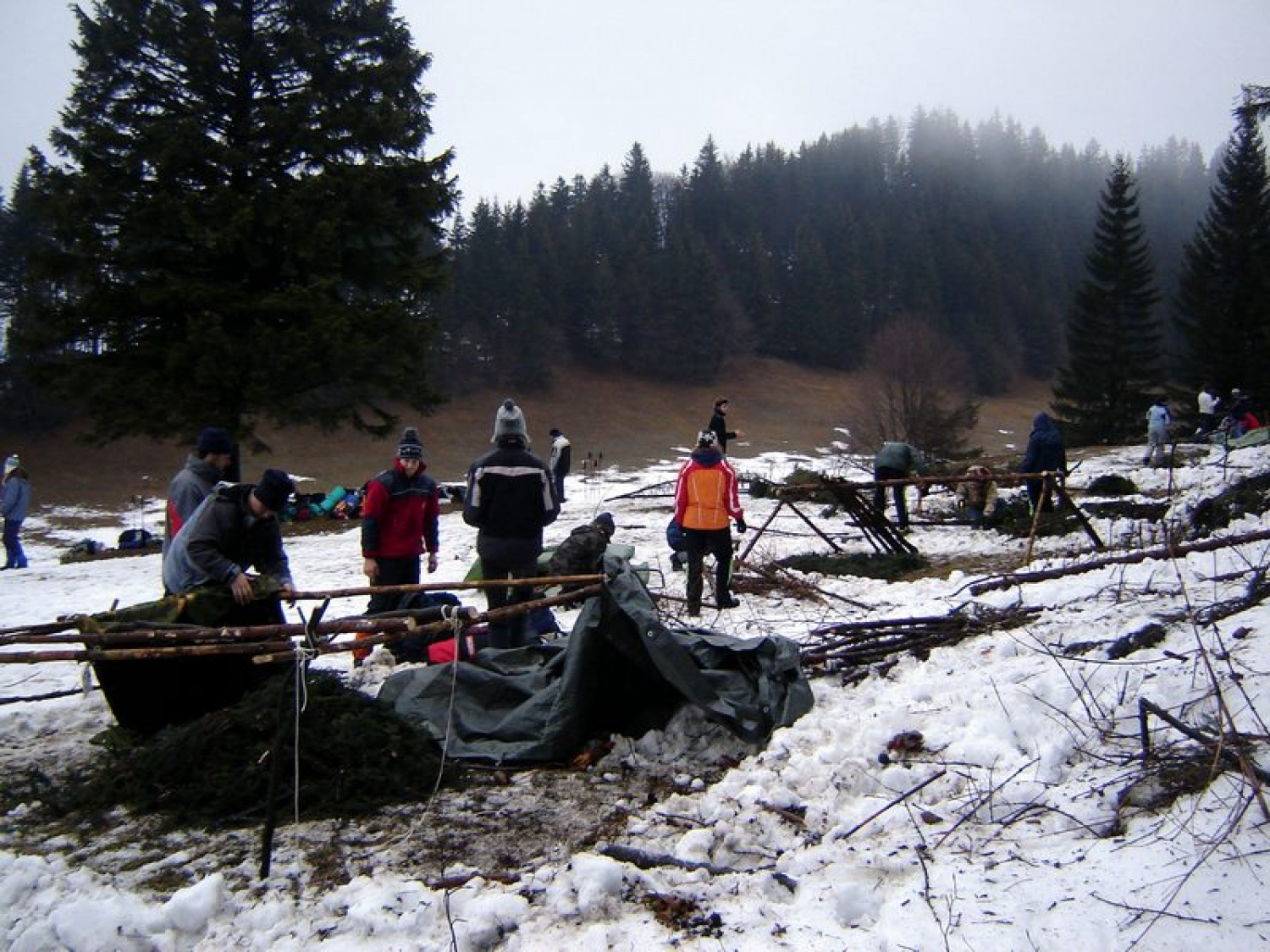 Vzpon na Paški kozjak, postavljanje bivakov, spust nazaj v Vitanje